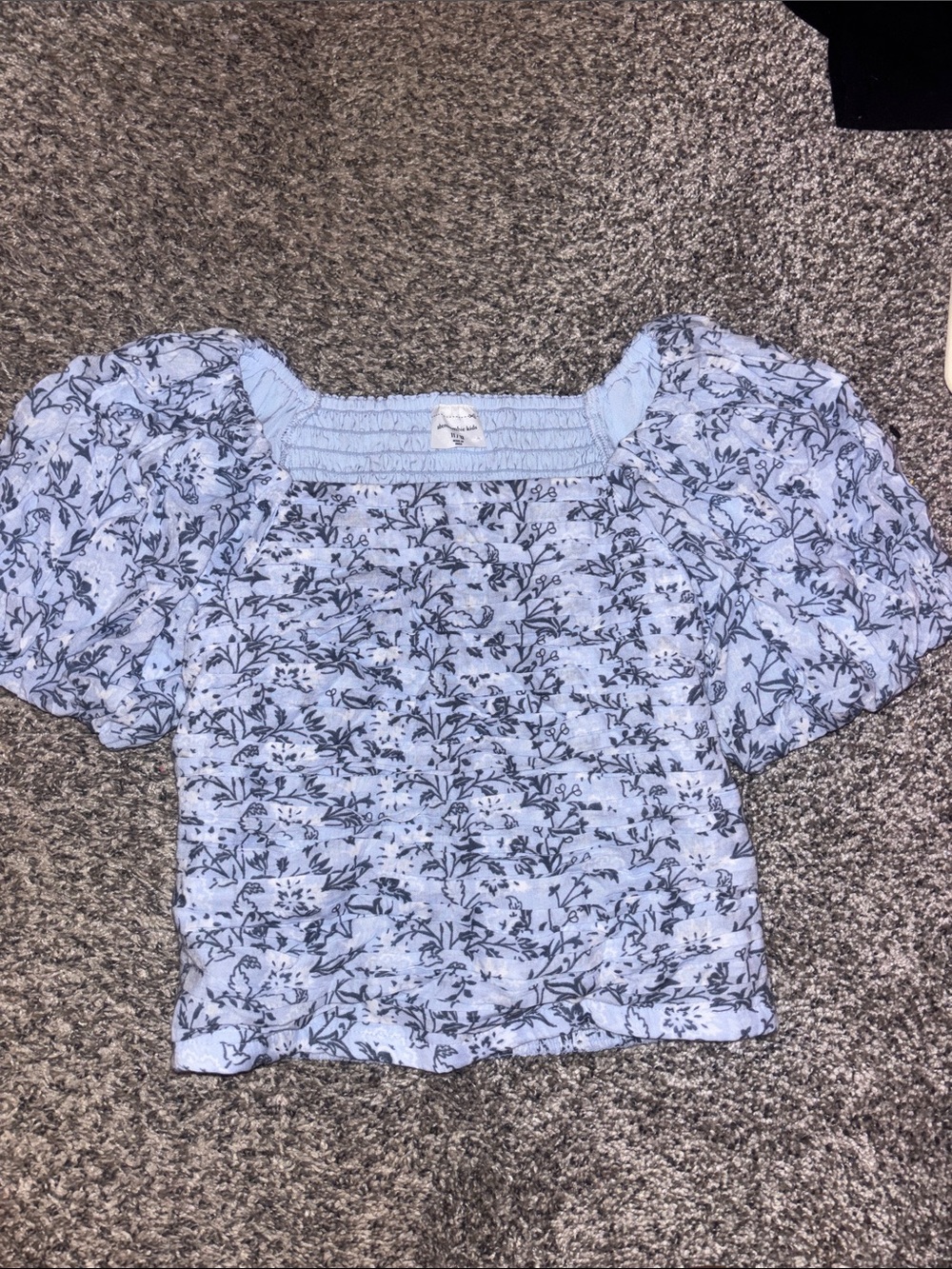 Abercrombie & Fitch Light Blue Floral Puff-Sleeve Smocked Top